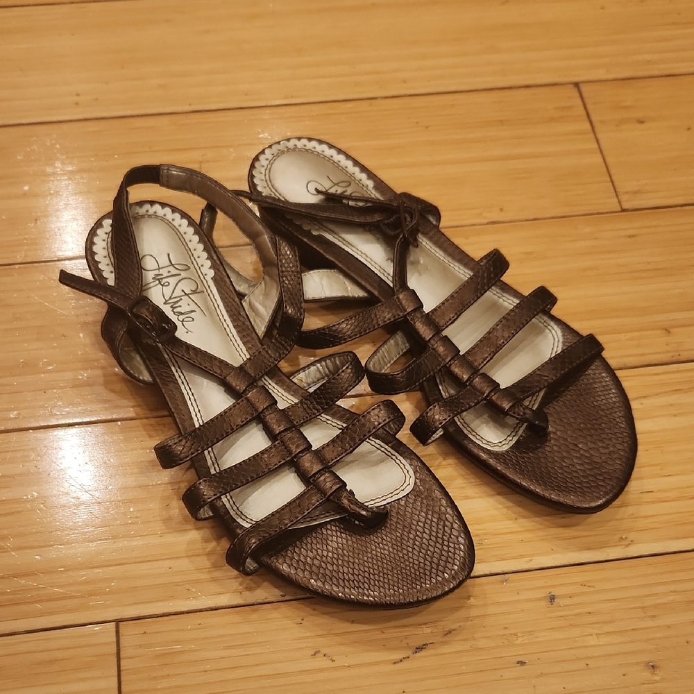 Life Stride Women's Strappy Brown Sandals